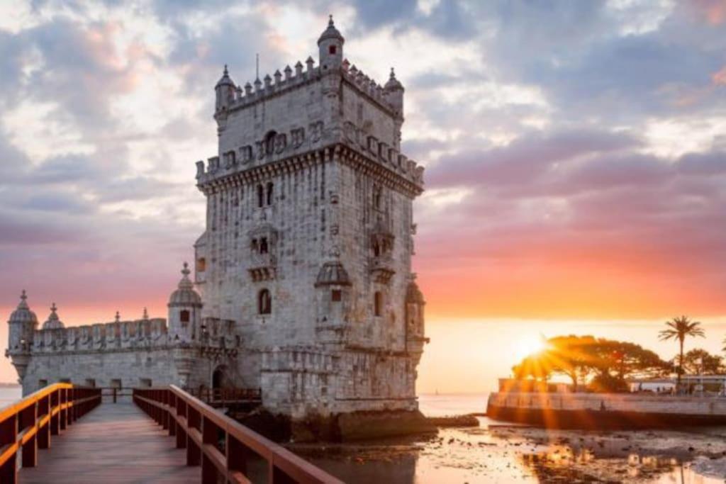 Classic Lisbon Homes: Bright & Central In Belem ภายนอก รูปภาพ