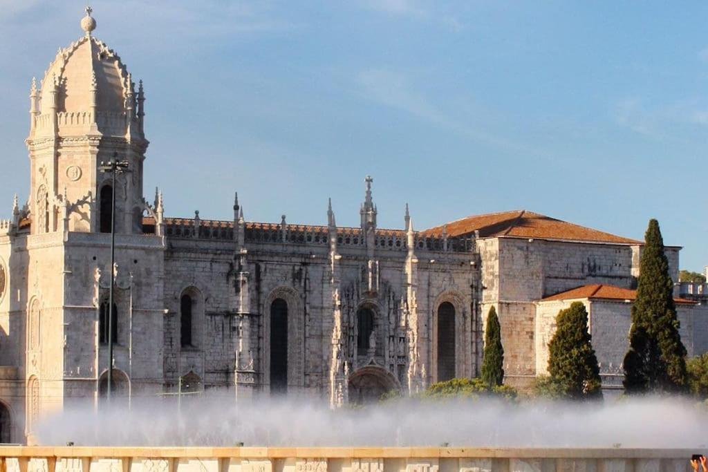 Classic Lisbon Homes: Bright & Central In Belem ภายนอก รูปภาพ