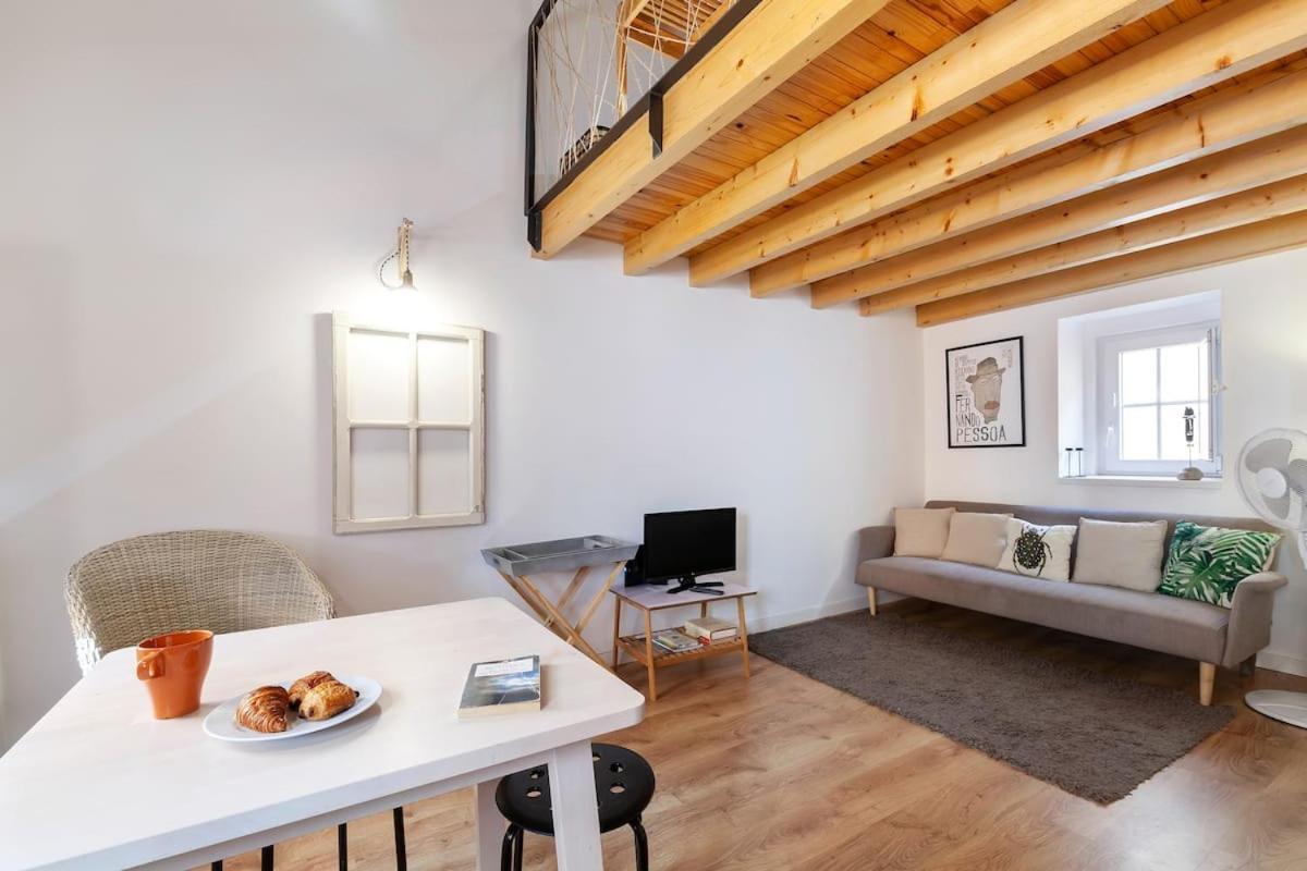 Classic Lisbon Homes: Bright & Central In Belem ภายนอก รูปภาพ