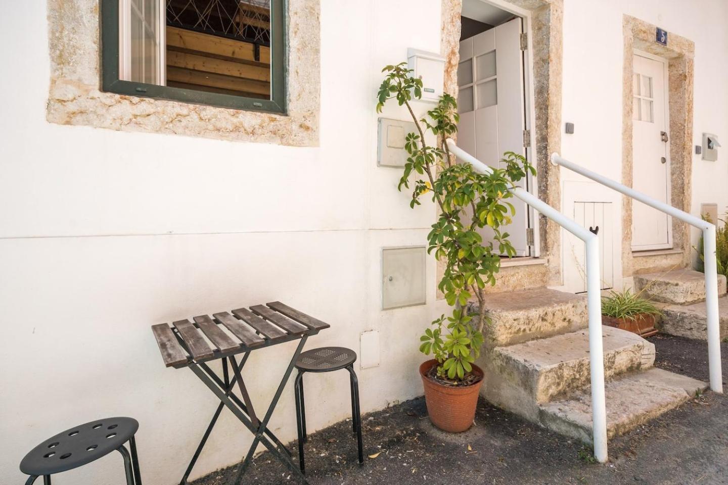 Classic Lisbon Homes: Bright & Central In Belem ภายนอก รูปภาพ